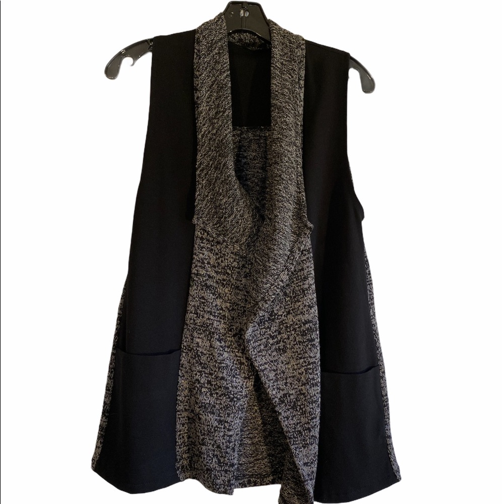 Dex Cardigan Style Layering Vest Black and Grey XS